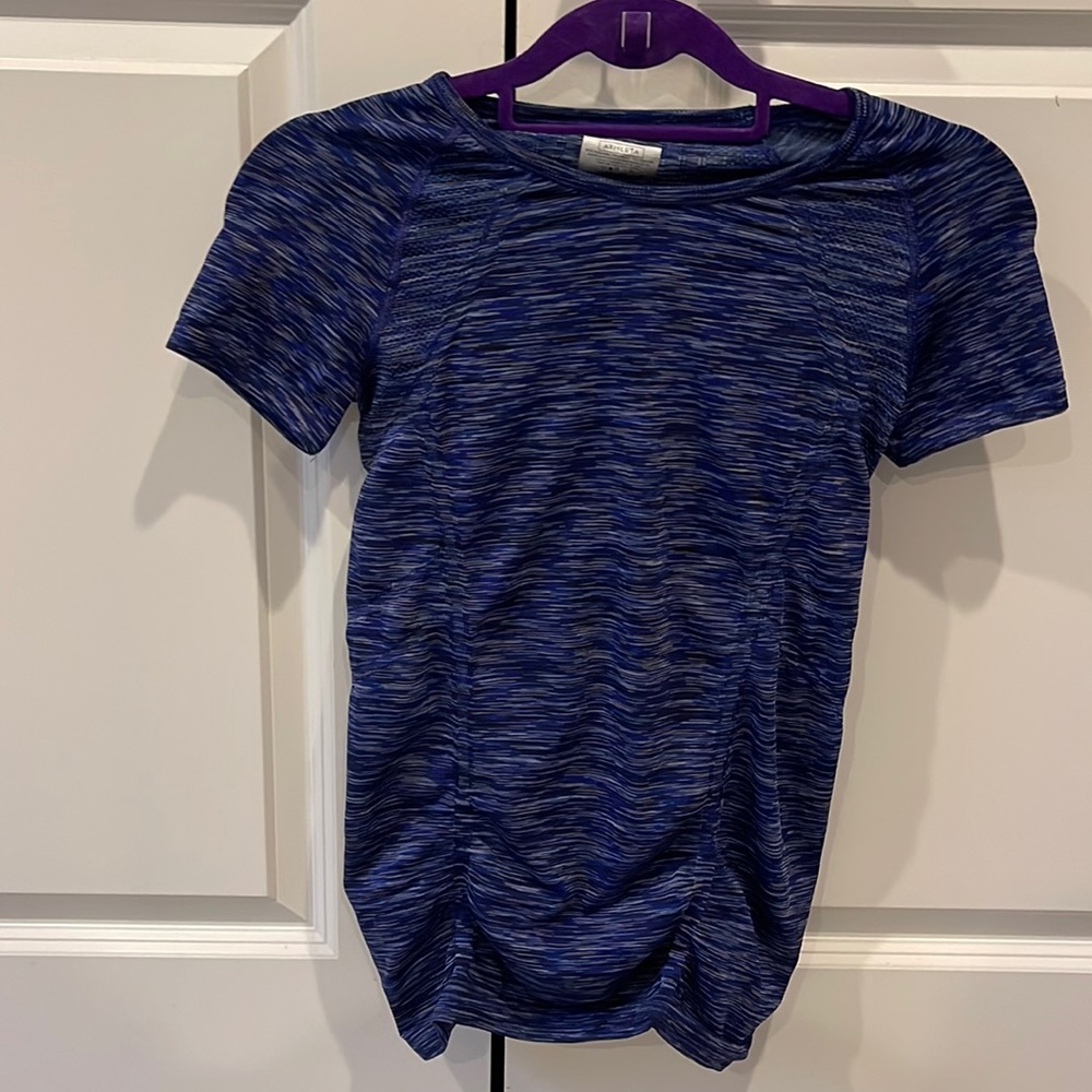 Athleta tshirt for workout.